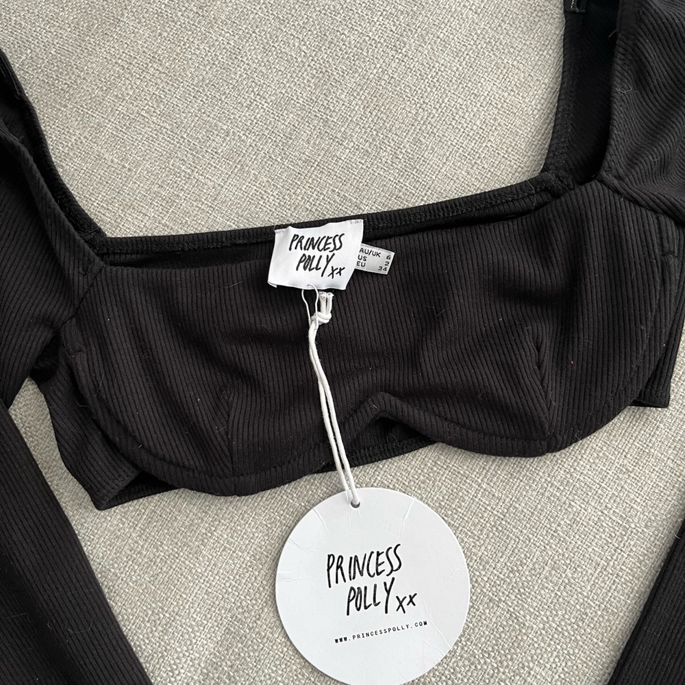 NEW WITH TAGS - Princess Polly - Becca Long Sleeve Crop Top